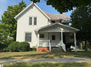 304 S Spruce St, Traverse City, MI 49684