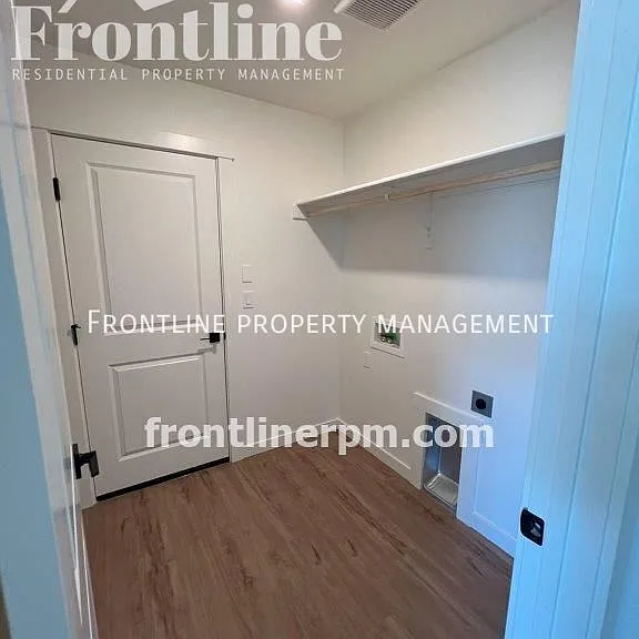 4360 S Redwater Ave — Photo 26