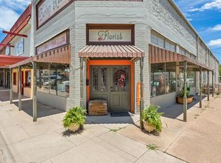 123 E Henry St, Hamilton, TX 76531