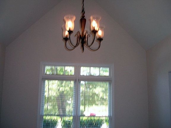 Dining Room-Vaulted Ceiling