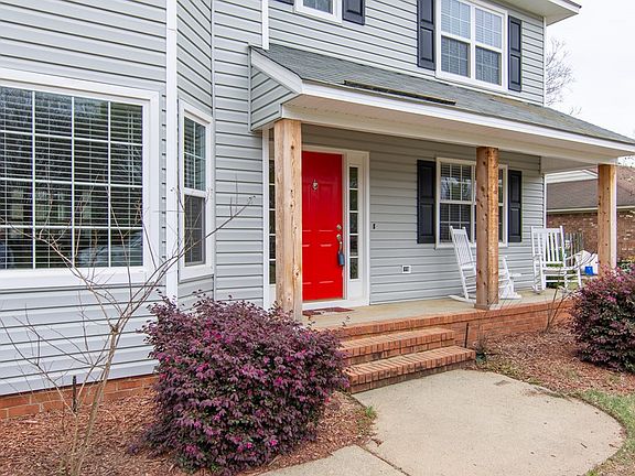 4th image of 521 Waterford Dr