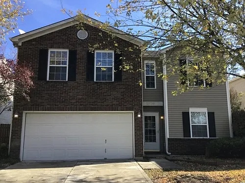 1909 Southernwood Ln Photo 1