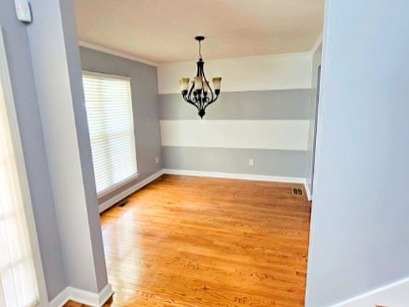 4th image of 168 Pine Branch Dr