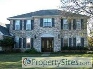 3251 Summerfield Dr, Grapevine, TX 76051