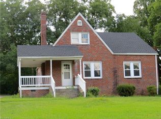 1111 Wentworth St, Reidsville, NC 27320