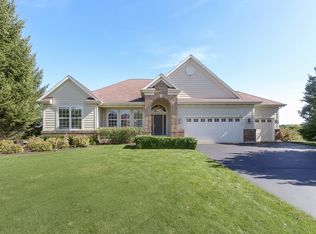 393 Copper Springs Ln, Elgin, IL 60124