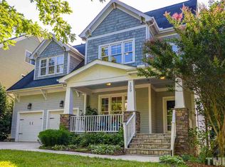 129 Olivepark Dr, Holly Springs, NC 27540