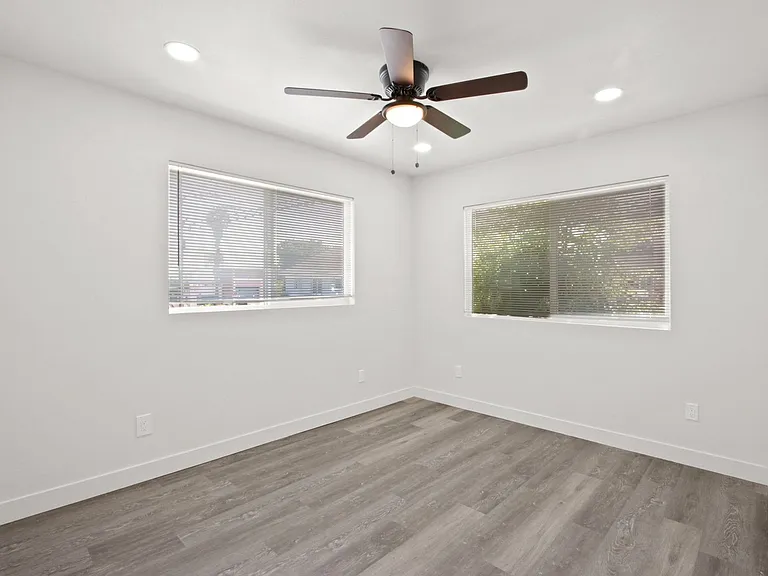 428 W Oliver Street — Photo 10