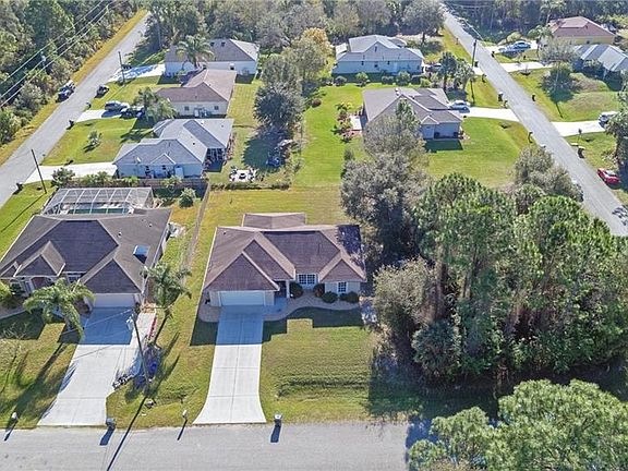 2nd image of 4760 Schrader St