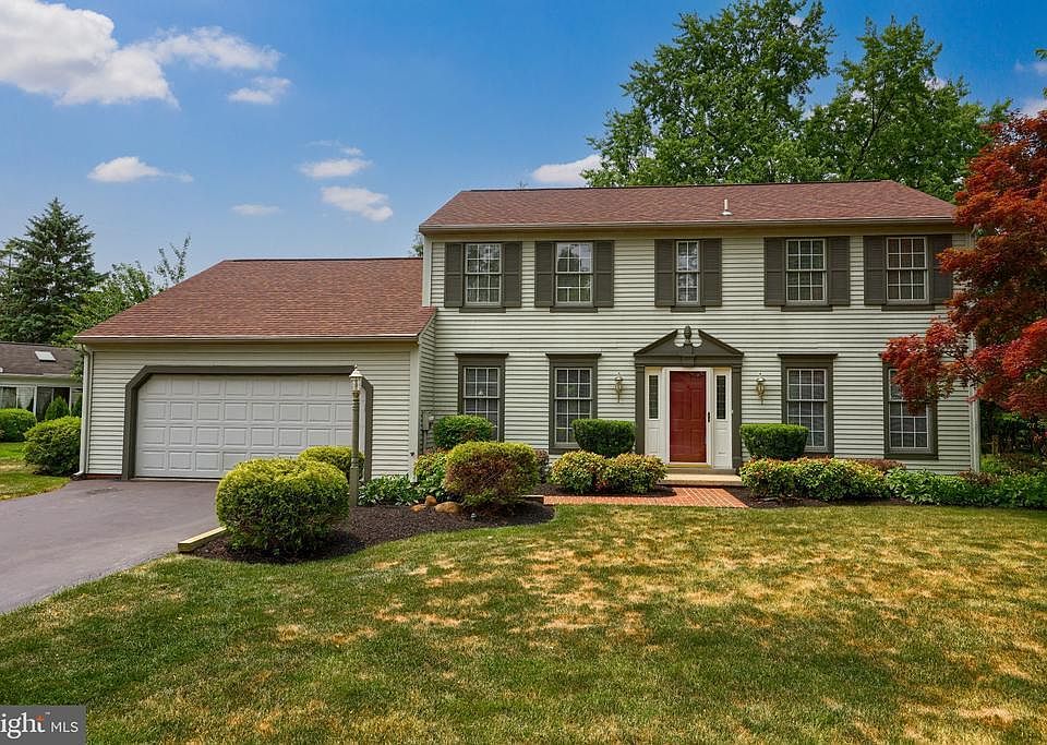 1st image of 1848 Beverly Dr