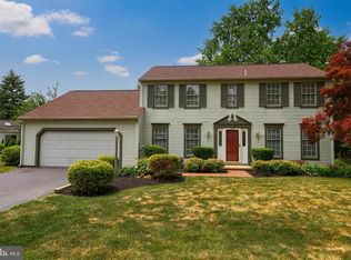1848 Beverly Dr, Lancaster, PA 17601