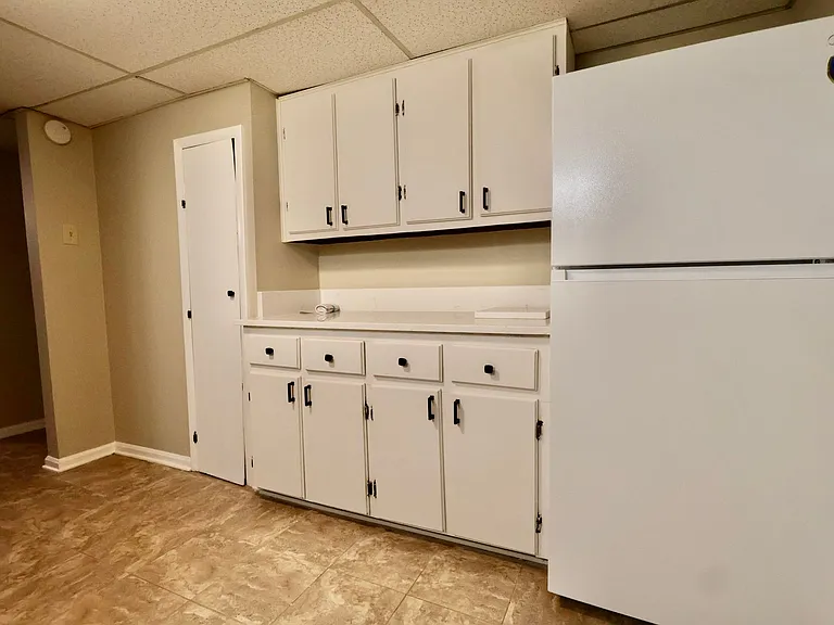 536 Edgecrest Cir — Photo 21