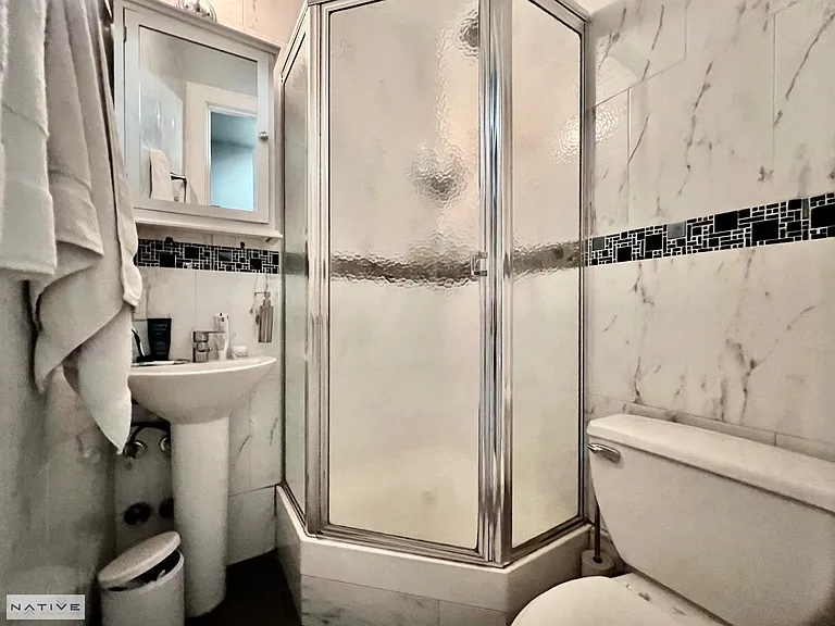 93 India St #1B — Photo 8