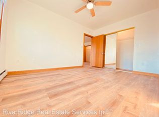 500 Mulberry St APT 2, Coraopolis, PA 15108