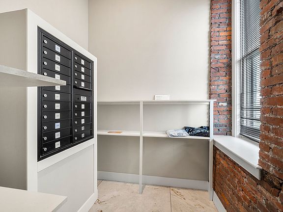 5th image of 1732 N 22nd St #201