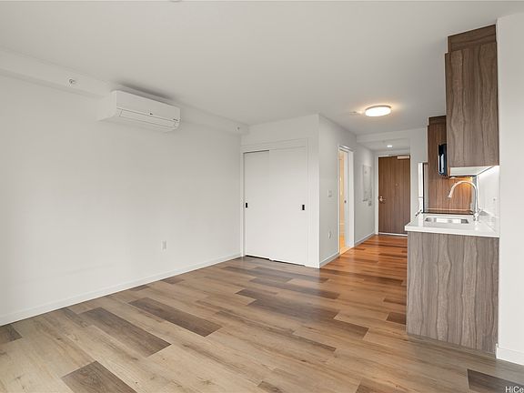 4th image of 1500 Rycroft St #1109R