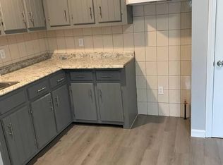 285 Jencks St #1S, Fall River, MA 02723