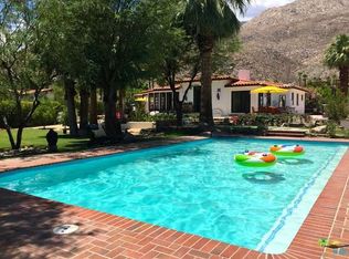 194 W Camino Descanso, Palm Springs, CA 92264