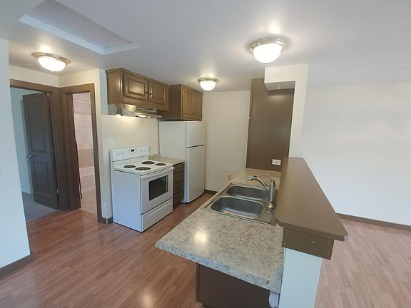 4th image of 9931 49th Dr NE #A