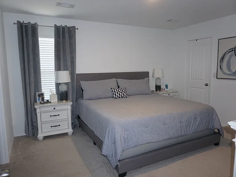 1487 Meadows Dr — Photo 17