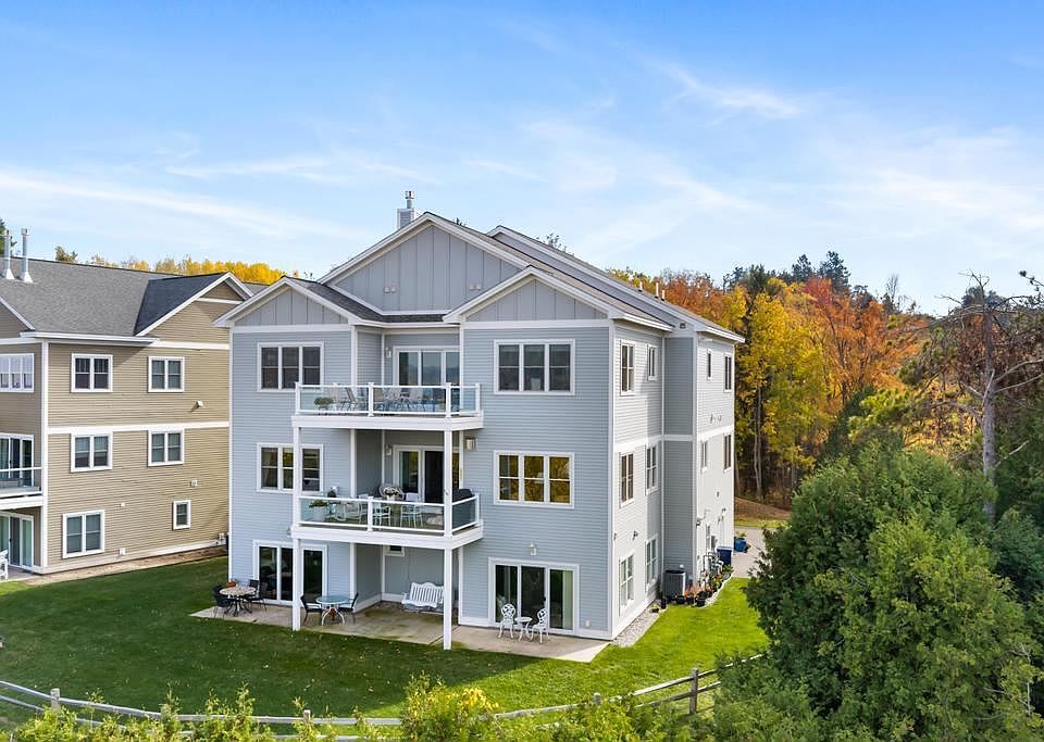 1st image of 834 Resort Pike Rd #1