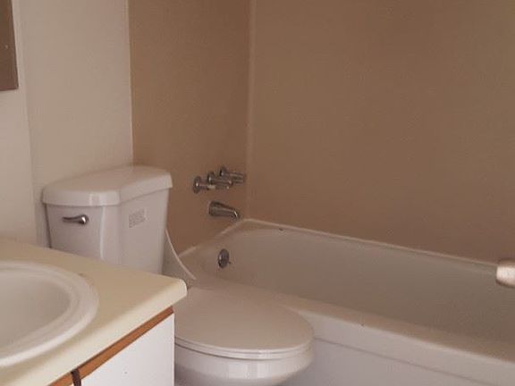 5th image of 12805 47th Ave SW APT A-14