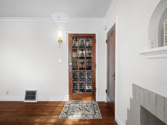 3rd image of 5735 Lydia Ave