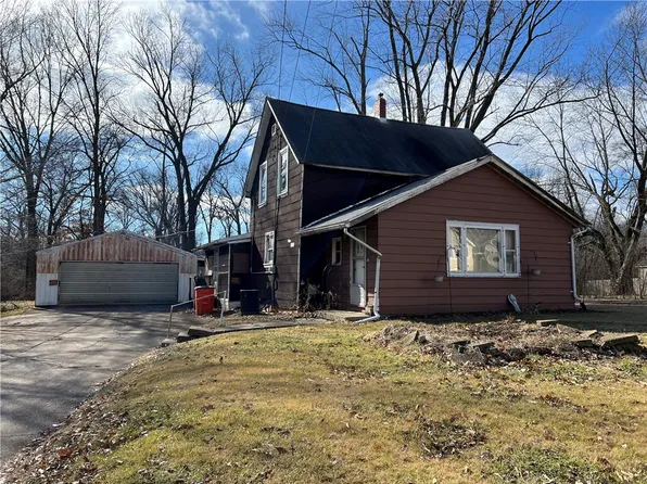 1402 W Main St, Vandalia, IL 62471