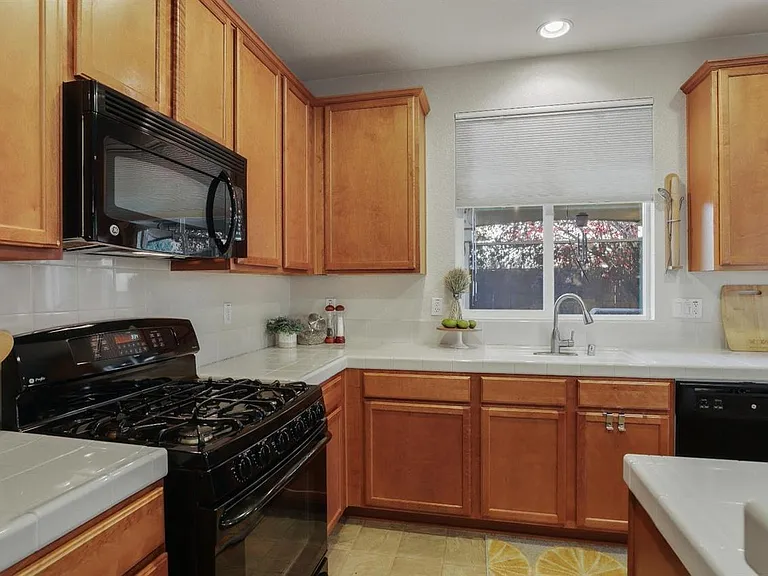 16361 Pony Express Way — Photo 11