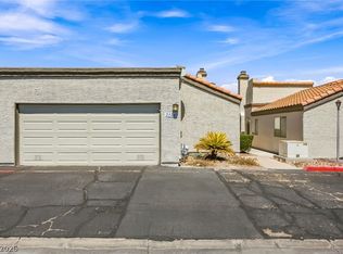 2124 Pebble Creek Ln, Laughlin, NV 89029