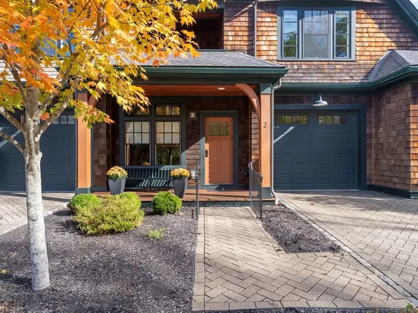 2 Abbey Rd Unit 2, Sherborn, MA 01770