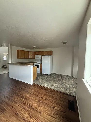 3565 Deloy Dr #4 Photo 1