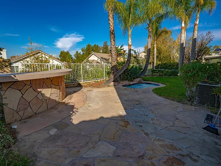 27569 Wellsley Way — Photo 19