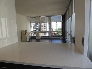 4th image of 1300 N Astor St Unit 12B