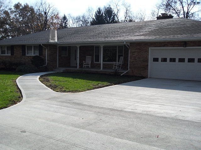 1st image of 1131 Wilshire Dr