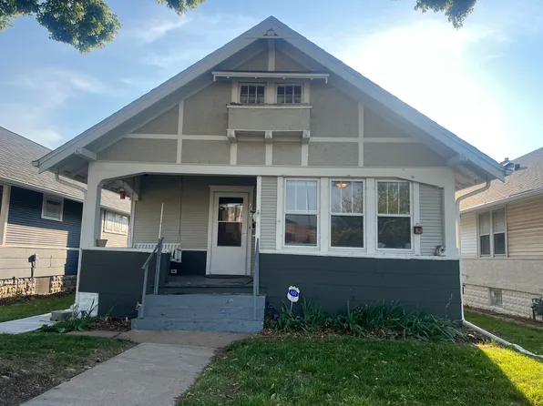 632 S 31st Ave, Omaha, NE 68105