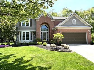 18667 Northrup Ln, Strongsville, OH