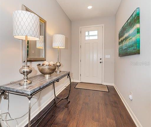3rd image of 8933 Reserve Manor Dr