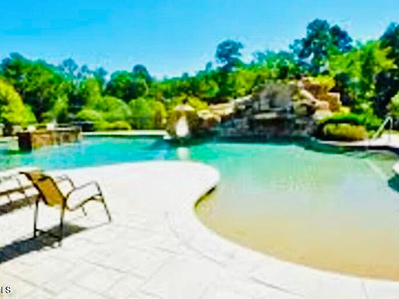 5th image of 64 Stoneview Summit Ct Unit 5305