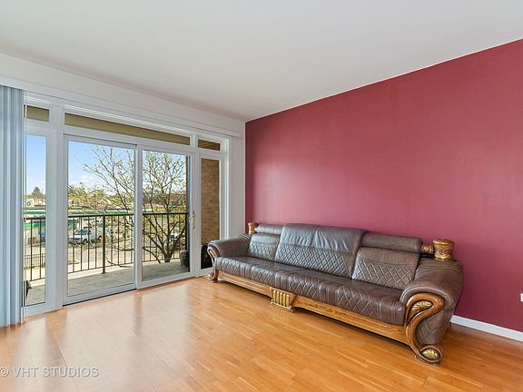 5th image of 6400 N Northwest Hwy APT 206