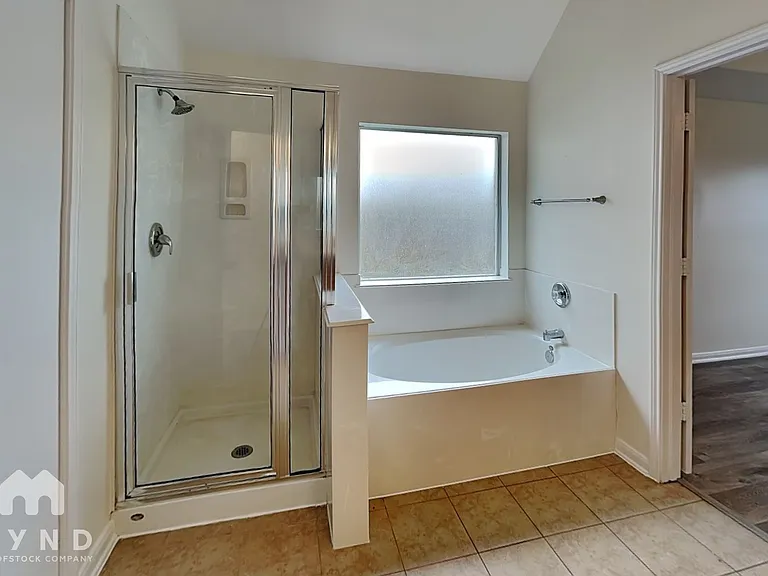 4511 Monarch Blue Ln — Photo 12
