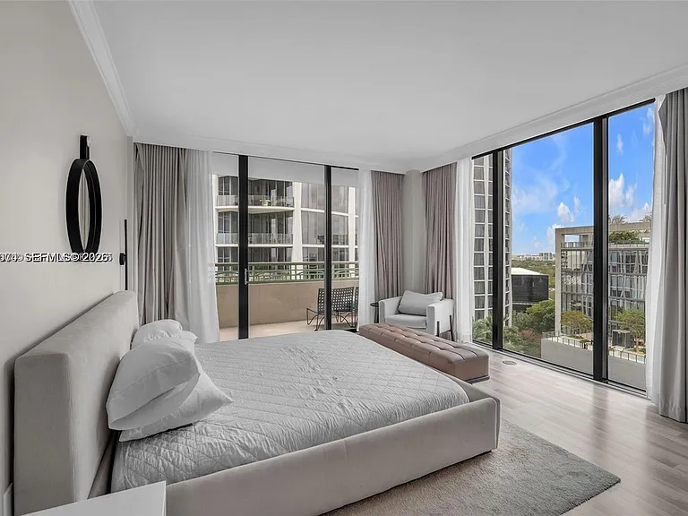 3400 SW 27th Ave #1105 — Photo 4