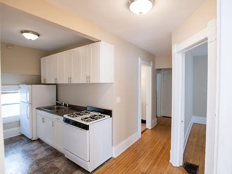 2728 N Murray Ave — Photo 24