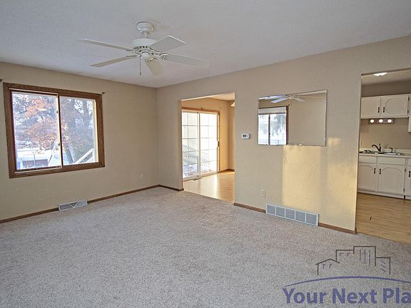 5th image of 304-2 3rd St N