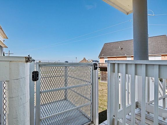 2nd image of 956 Marlin Dr
