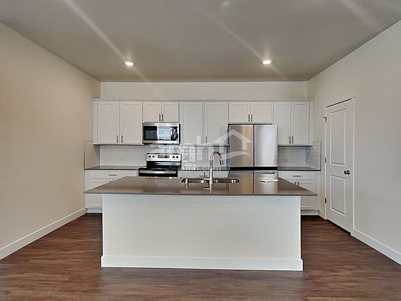 4th image of 4739 86th Ave NE