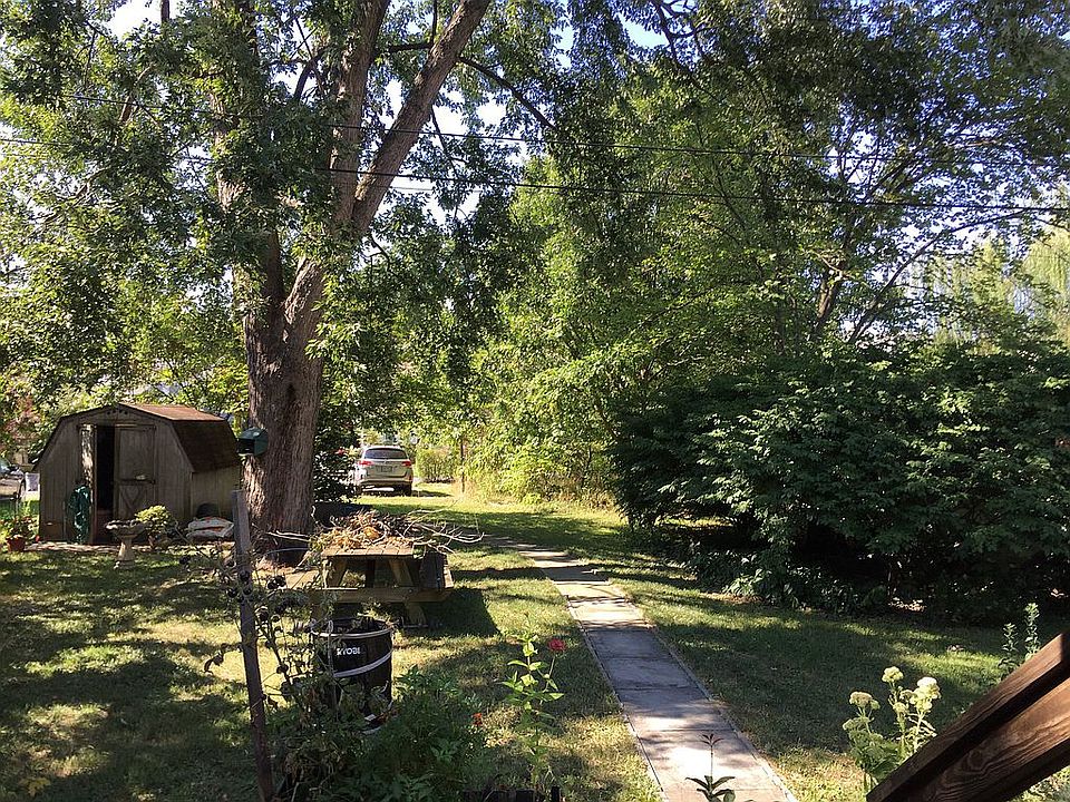 Double deep back yard