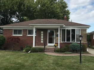 20855 Revere St, Saint Clair Shores, MI 48080