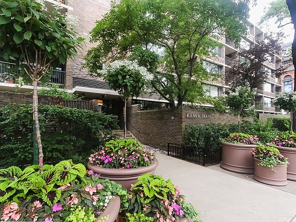 2nd image of 1555 N Sandburg Ter APT 615K