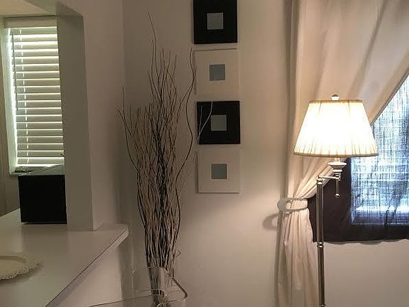 4th image of 1021 Euclid Ave APT 2